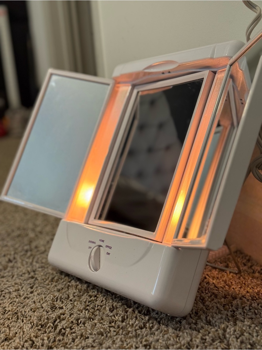 Tri-Fold Lighted Vanity Mirror in White with Warm LED Accent